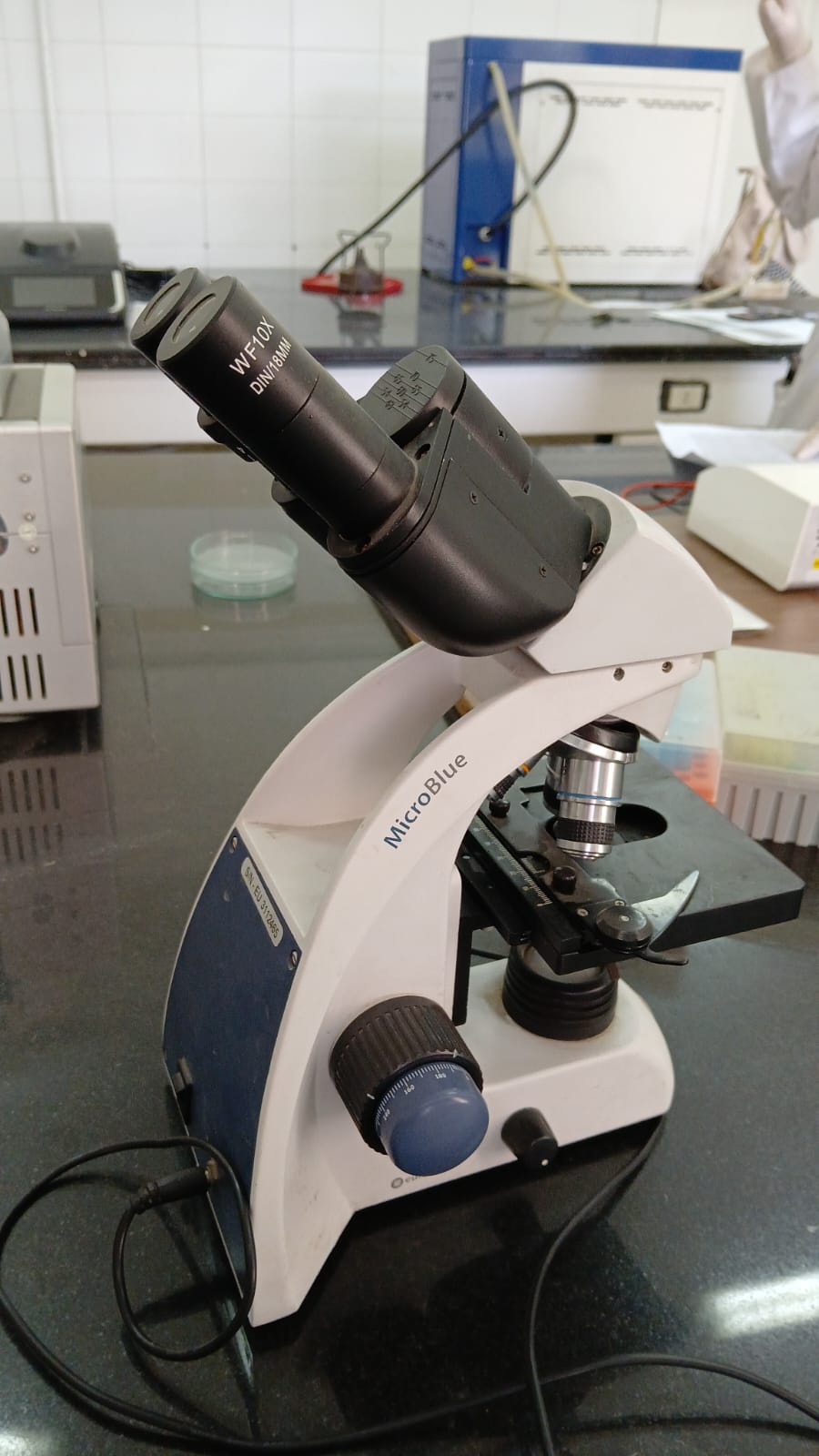 Binocular Microscope